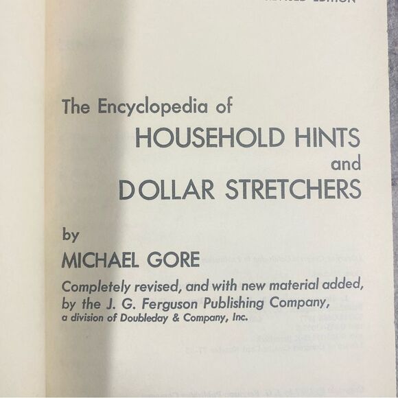 The Encyclopedia of Household Hints and Dollar Stretchers By Michael Gore - Picture 5 of 6